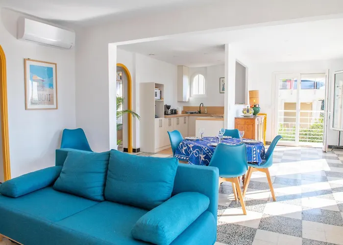 Les Terrasses 2 Apartment *